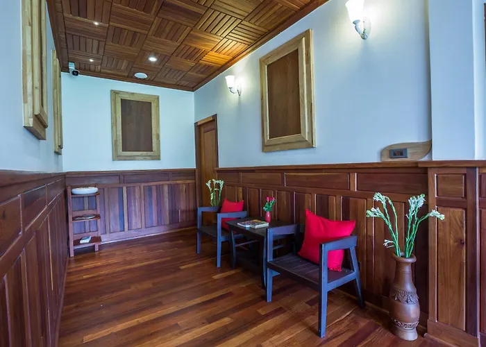 Satta Private Pool Grill & Chill Hotel Siem Reap